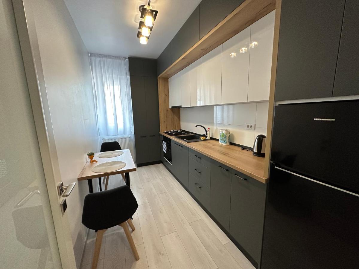 Renting Solutions Studio 雅西 外观 照片